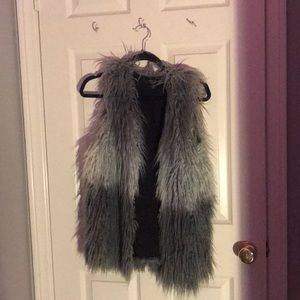 Grey fur ombré vest